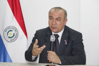 Masivo aplazo de aspirantes a docentes - Radio 1000 AM