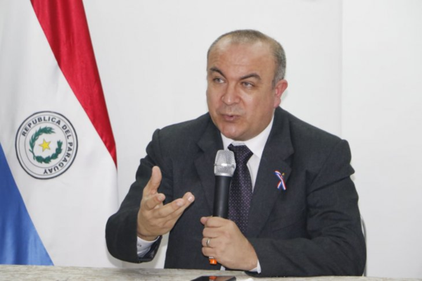 Masivo aplazo de aspirantes a docentes - Radio 1000 AM