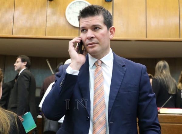 Bancada HC rechaza a Llanes porque sería operadora del Ejecutivo