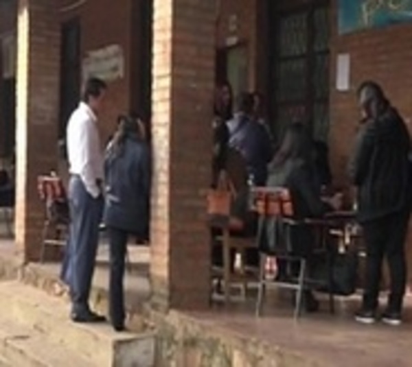 Rebuscada explicación por aplazo masivo de docentes - Paraguay.com