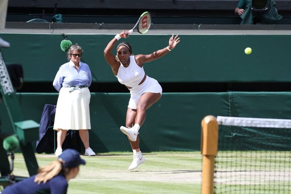 Serena Williams avanzó al juego decisivo de Wimbledon