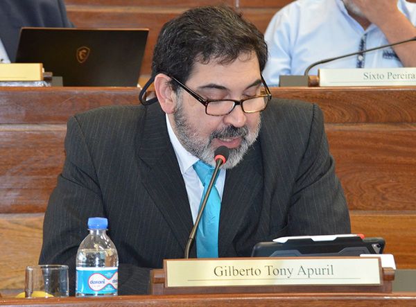 Impulsan proyecto de Ley para regular MUV y Uber