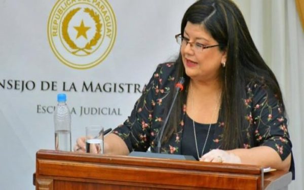 Congreso elige a la candidata del Ejecutivo para ministra de la Corte - ADN Paraguayo