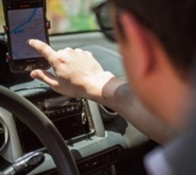 Presentan proyecto para reglamentar MUV y Uber - Paraguay.com