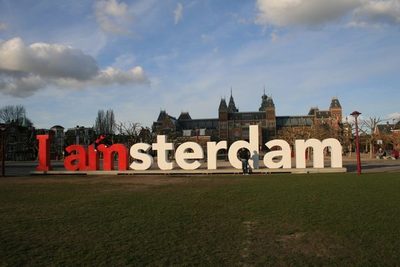 Ciudad que se sumerge en historia y cultura