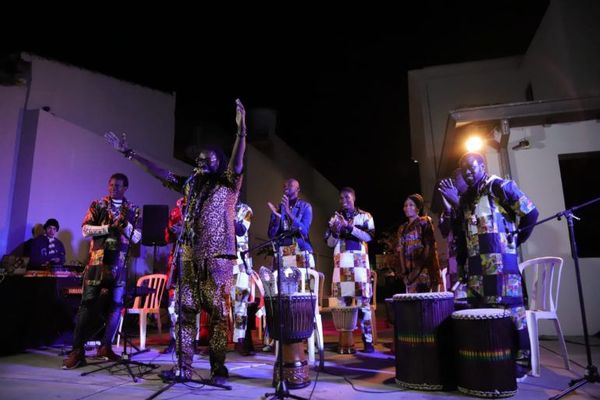 Músicos senegaleses en el barrio San Pablo - Música - ABC Color