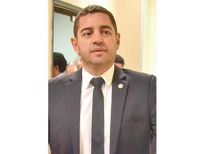 Reclaman que Marito no consulta al partido para tomar decisiones