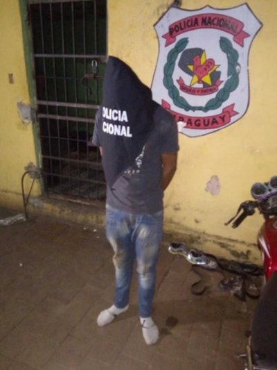 Vecinos detuvieron a un supuesto acosador de estudiante