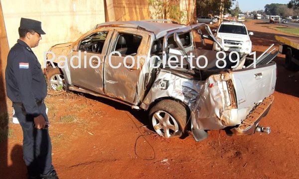 Mujer termina con lesiones tras esquivar a motociclista