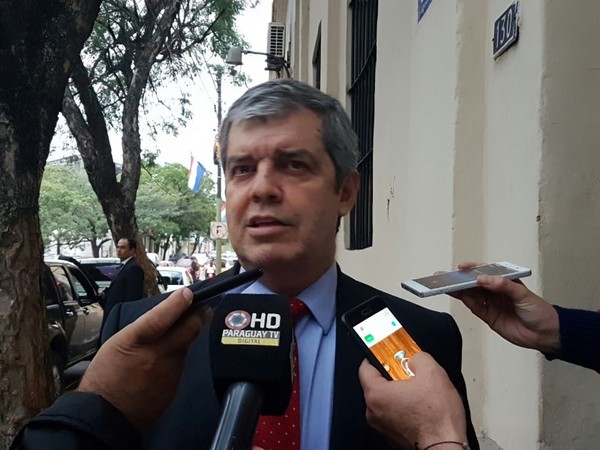 'Acá de lo que se trata es de tener un juez que responda a la ley, no que responda al presidente' - senador Enrique Riera - Radio 1000 AM