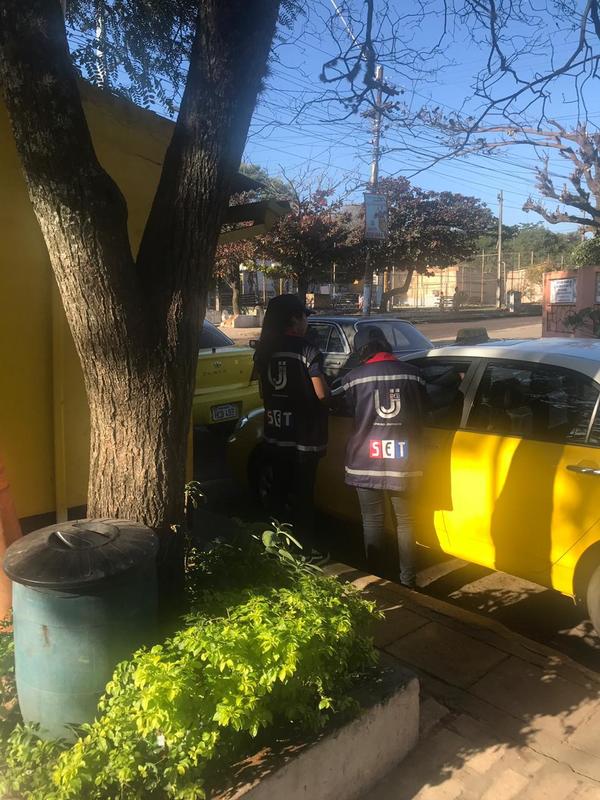 La SET continúa controles a paradas de taxis de Asunción » Ñanduti