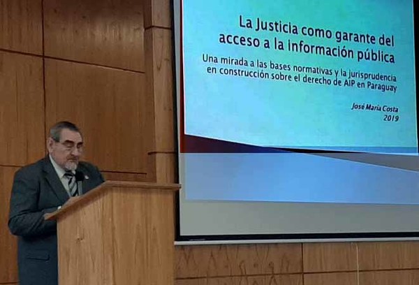 Realizan taller sobre información pública en Villarrica