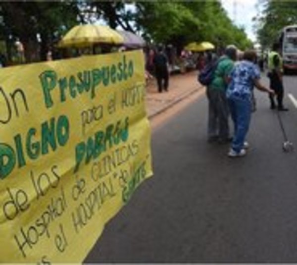 Anuncian huelga en Hospital de Clínicas - Paraguay.com