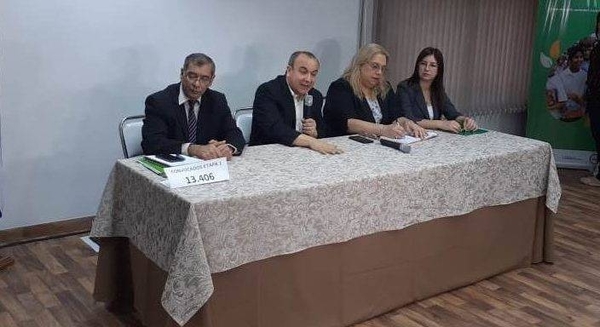 HOY / 'Tsunami' de jubilaciones y maestros que no entienden lo que leen: crisis en educación