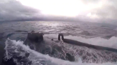 Video: Guardia Costa de EEUU detiene un narcosubmarino con toneladas de cocaína - ADN Paraguayo