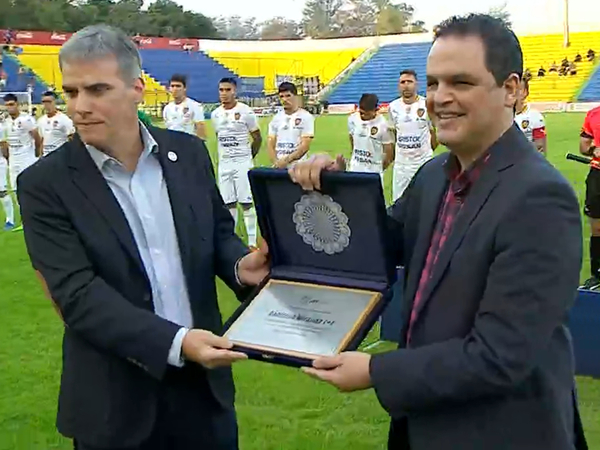 Homenaje a un histórico