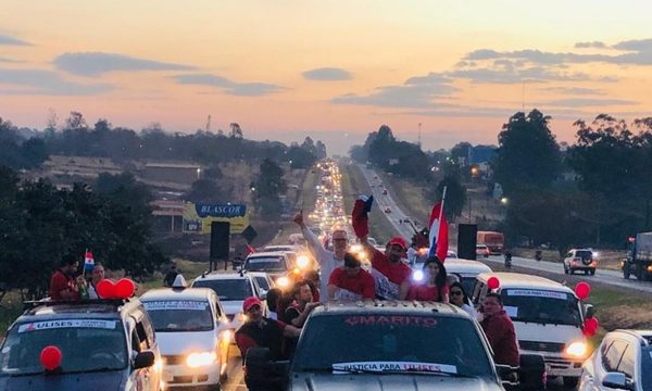 ACOMPAÑADO DE AMIGOS Y ADHERENTES ULISES QUINTANA RETORNÓ AL ALTO PARANÁ