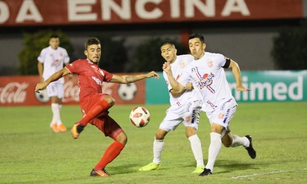 OTRA PALIZA: 3 Corrales se hace de puntos a cuesta de 3 de Febrero