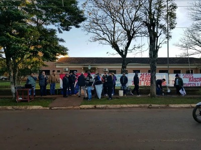 SIGUE LA TOMA EN LA MUNICIPALIDAD DE JESÚS