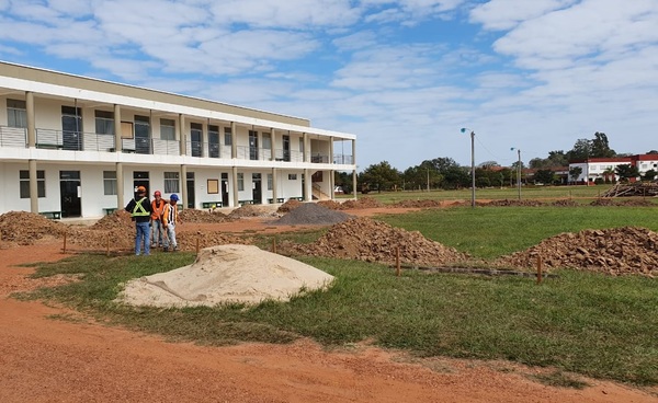 Medicina de la UNC inicia construcción de futura aula magna