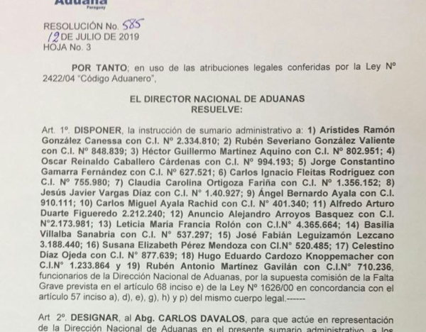 Sumarian a 20 funcionarios de Aduanas - Radio 1000 AM