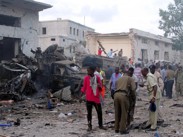 Aumentan a 26 los muertos en atentado de Al Shabab contra hotel