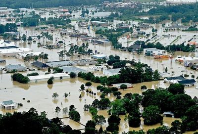 Tras tocar tierra en Luisiana, Barry vuelve a convertirse en tormenta tropical