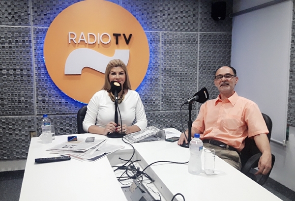 Exposición de cuadros beneficio de niños de la Fundación Casa Cuna » Ñanduti