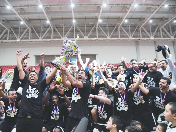 Emotivo adiós del rey del básquet paraguayo