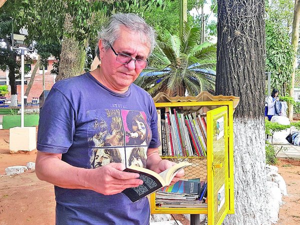 Desde cajones a heladeras viejas, todo sirve para incentivar  la lectura