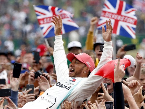 Hamilton gana el Gran Premio de Gran Bretaña
