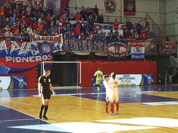 Ciclónico estreno de Cerro en Copa Libertadores de futsal