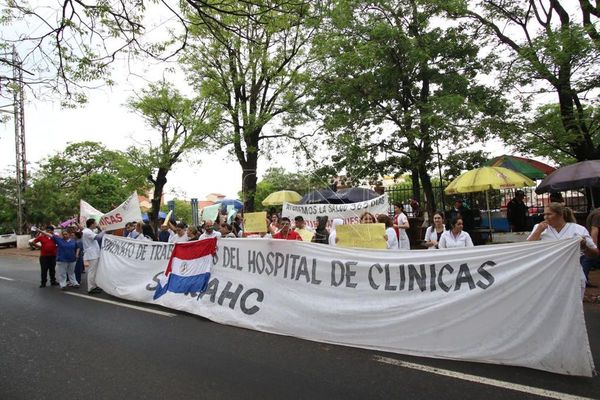 No hay acuerdo y desde mañana van a huelga en Hospital de Clínicas