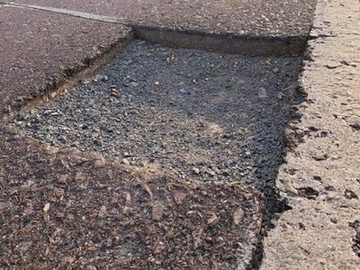 El colmo: Baches cuadrados en el tramo Paraguarí-Villarrica