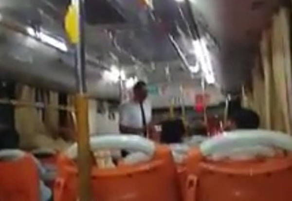 Guarara armó video de doña discutiendo con chofer de micro