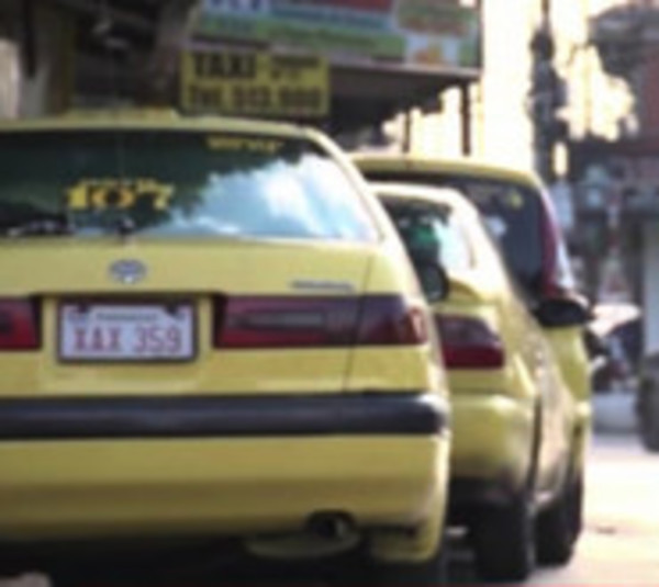 Taxistas: "Las paradas están a beneficio del ciudadano" - Paraguay.com