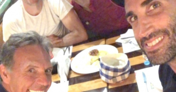Festejó en una pizzería
