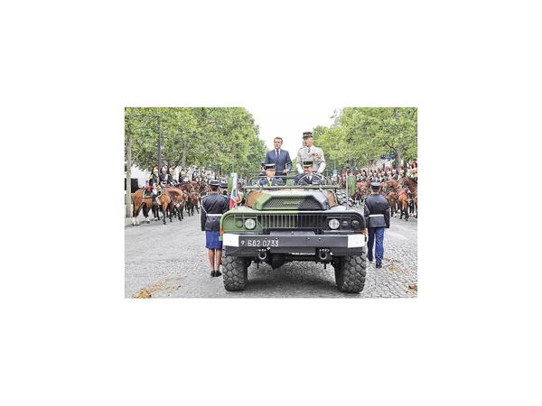 Francia celebra el 14 de julio empañado por la violencia