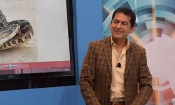 La broma a Carlos Báez por su look