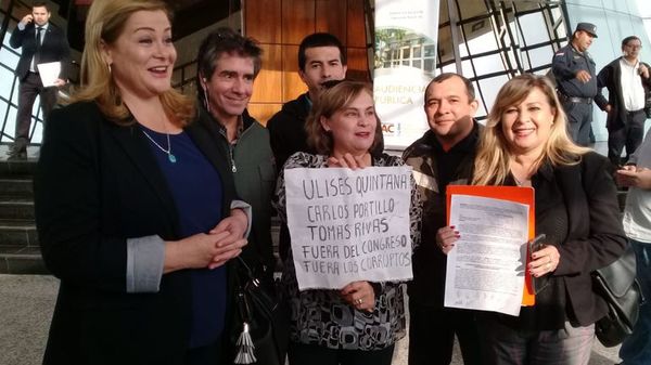 Solicitan tratamiento de pérdida de investidura de varios diputados » Ñanduti
