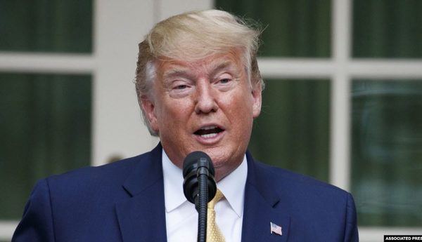 Gobierno de Trump anuncia restricciones en proceso para solicitar asilo