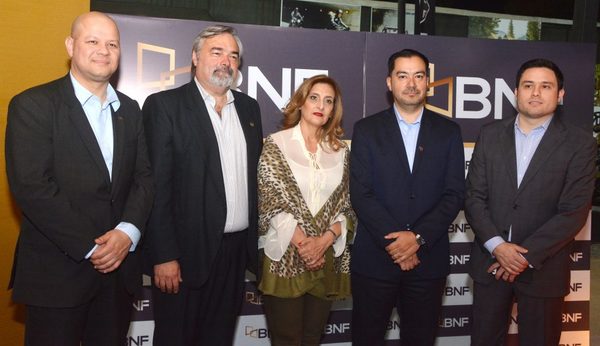 El BNF lanzó línea de créditos en la Expo