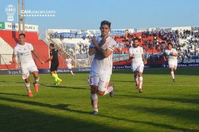 Salcedo anotó, pero no alcanzó