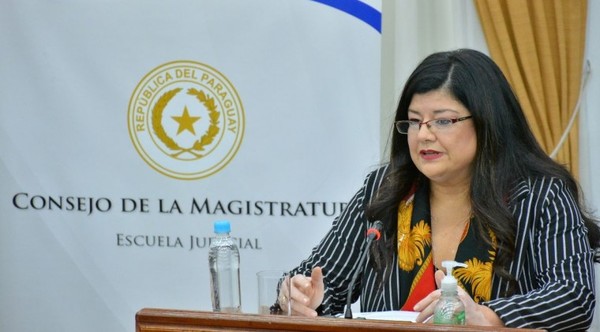 Carolina Llanes fue convocada para jurar el miércoles - ADN Paraguayo