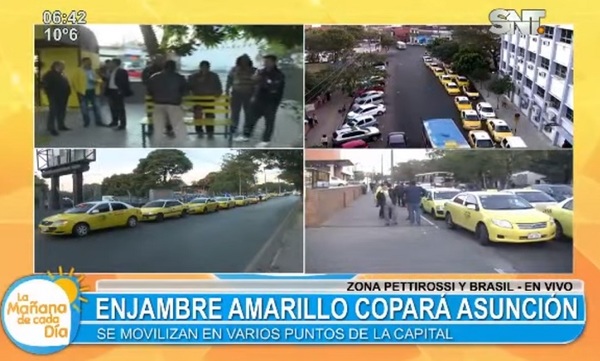 Taxistas se manifiestan y cierran media calzada de avenidas principales