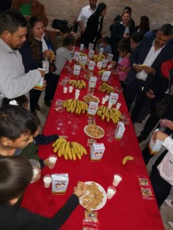 Distribuyen merienda escolar a instituciones educativas de San Pedro - .::RADIO NACIONAL::.