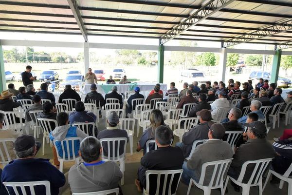Cañeros anuncian manifestación sobre ruta 2 y 7 - Nacionales - ABC Color