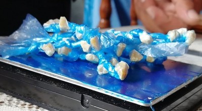 Detienen a tres sujetos que tenían en su poder moñitos de crack