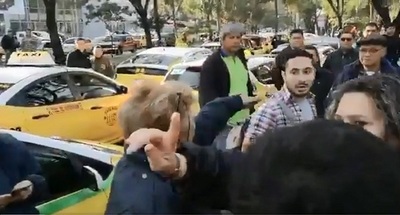 Taxista a joven que reclamó: "Andá a vivir en Clorinda"