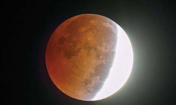 INVITAN A OBSERVAR EL ÚLTIMO ECLIPSE PARCIAL DE LUNA DEL 2019